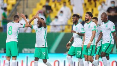 صورة مواجهة نارية بين منتخب “السعودية” و”عمان” في تصفيات كأس العالم