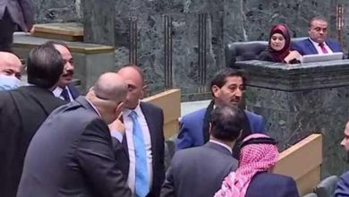 صورة فيديو.. مشاجرات بين أعضاء البرلمان الأردني بسبب التعديلات الدستورية