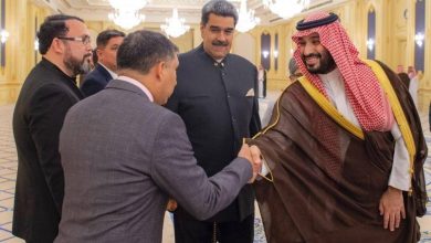 صورة ولي العهد السعودي يبحث مع رئيس فنزويلا سبل تعزيز آفاق التعاون بين البلدين