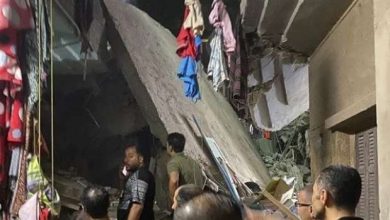 صورة نائب محافظ القاهرة يكشف سبب انهيار عمارة حدائق القبة