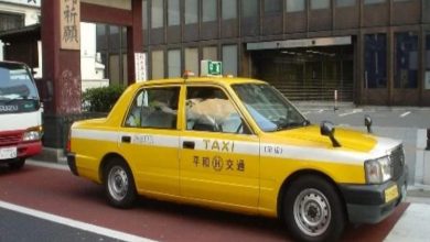 صورة اعتقال سائق تاكسي في اليابان بسبب “دهس حمامة”