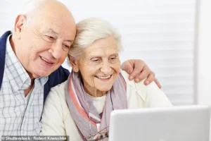 جيل طفرة المواليد يكسر قواعد التقاعد..حياة جديدة بعد الستين