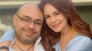 شاهد.. انهيار الفنانة "كارول سماحة" في جنازة زوجها المنتج "وليد مصطفى" ...