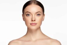 صورة موضة “المكياج” 2025.. من الـ “No Makeup Look” إلى ألوان النيون
