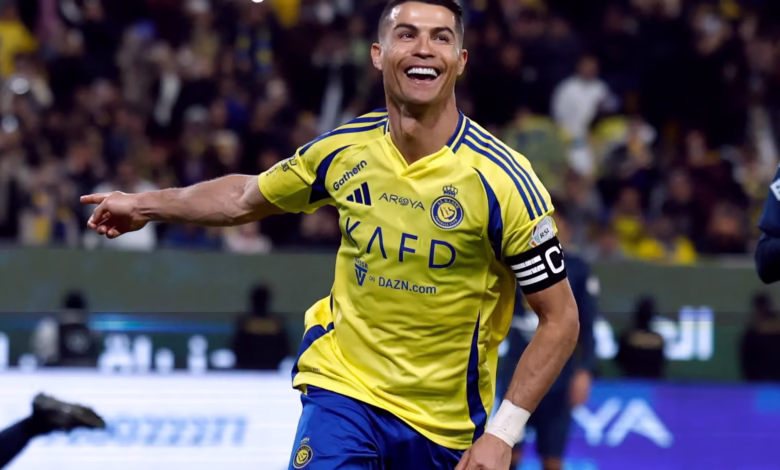"رونالدو" يودّع "النصر" و"ماكرون" في قلب الجدل بفيتنام 