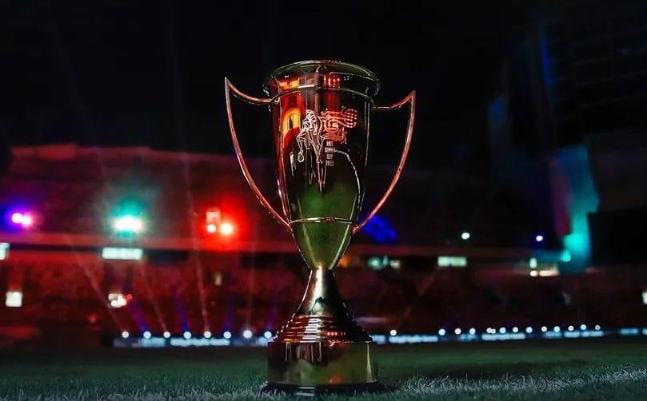 1. كأس السوبر على أرضية الملعب