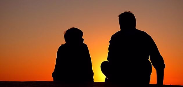 "الأب".. رصيد من العطاء لا ينتهي