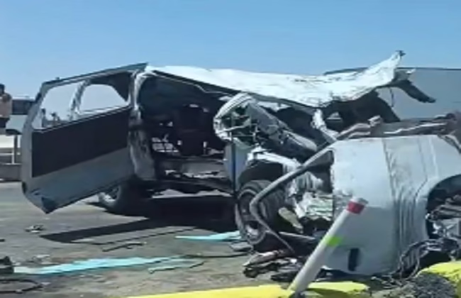 حادث جديد على الطريق الإقليمي.. مصرع 8 وإصابة 10 في تصادم ميكروباصين بالخطاطبة