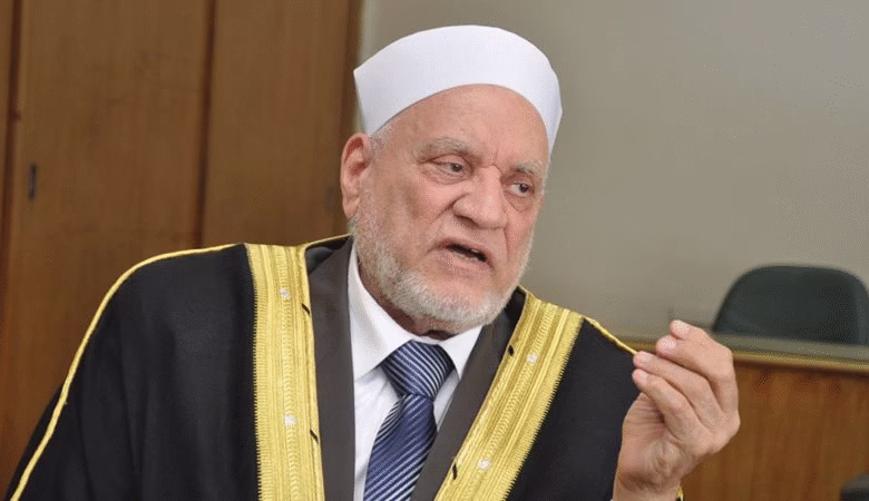تطورات الحالة الصحية لفضيلة الدكتور "أحمد عمر هاشم" بعد نقله للمستشفى