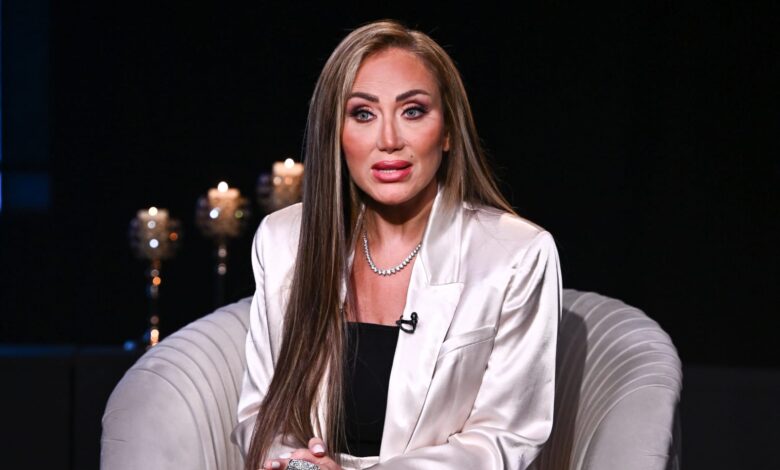 ريهام سعيد.. بين الإثارة الإعلامية والرسالة الإنسانية