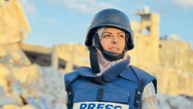 صورة ردود فعل غاضبة بعد استهداف مستشفى ناصر في غزة.. مريم أبو دقة تدين القصف الإسرائيلي