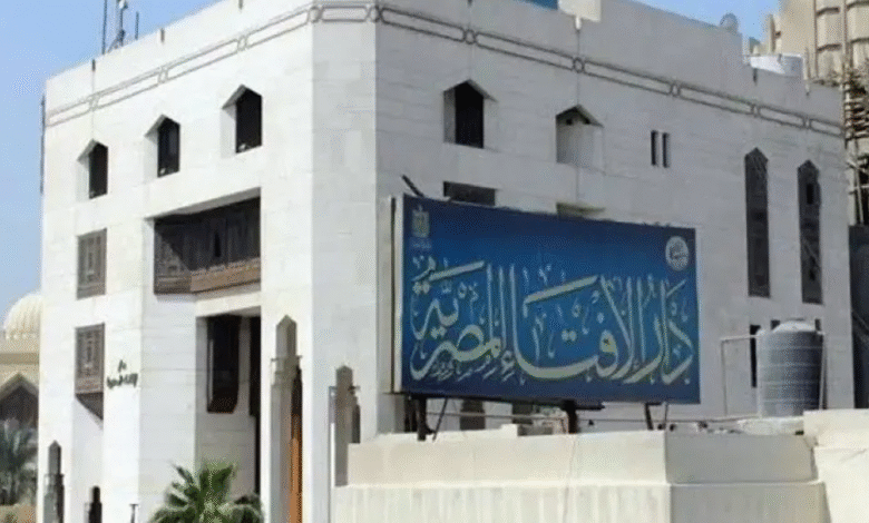 حكم تأخير صلاة العشاء إلى ما بعد منتصف الليل.. الإفتاء توضح