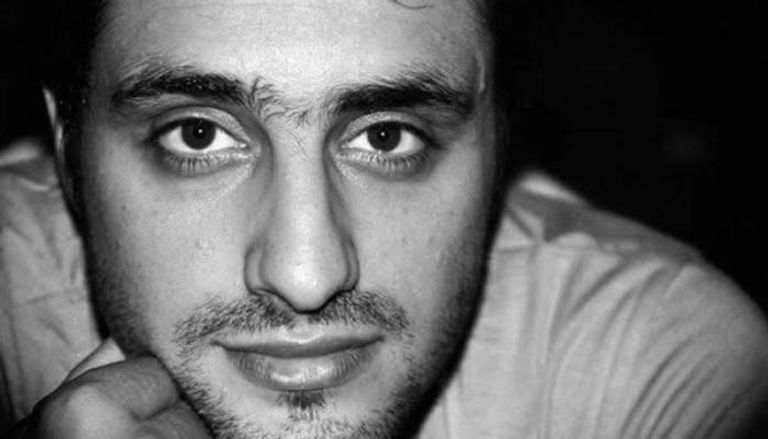 سقط أثناء لعب كرة القدم.. تفاصيل اللحظات الأخيرة في حياة الفنان "بهاء الخطيب" وأبرز المعلومات عنه