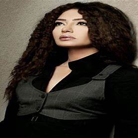 صورة احترافية بإضاءة سينمائية