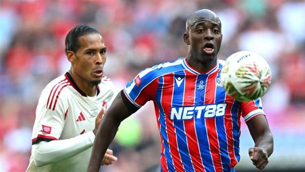 كريستال بالاس يتوج بلقب كأس الدرع الخيرية على حساب ليفربول بركلات الترجيح