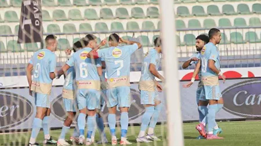 الأهلي يهزم حرس الحدود 3-2 بصعوبة قبل القمة.. الأحمر يواصل صحوته في الدوري المصري