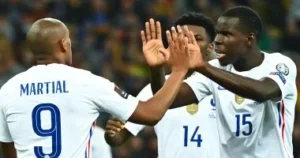 "فرنسا تتخطى أوكرانيا 2-0 في افتتاح التصفيات.. مفاجآت تكتيكية وإنجازات فردية"