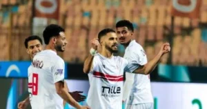 "الزمالك يكتسح المصري بثلاثية نظيفة ويستعيد صدارة الدوري"