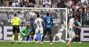 "يوفنتوس يتفوق على إنتر ميلان في قمة نارية 4-3 ويشعل صراع الصدارة في الدوري الإيطالي"