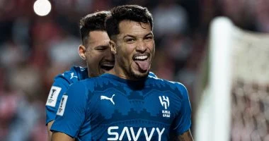 "مباريات تهز محركات البحث".. نسف قرشي والهلال يتصدران والأهلي في تحديات محلية وعربية