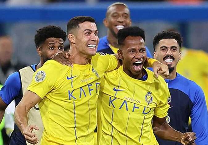 النصر يكتسح الرياض بخماسية.. ورونالدو يتألق بثنائية تاريخية