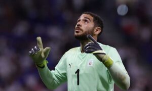 "حمزة علاء يقترب من العودة للدوري المصري.. مفاوضات ساخنة بين الزمالك والمصري وبيراميدز"