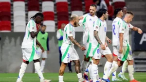 "إيطاليا تفوز 5-4 في دراما كروية على إسرائيل.. وتقترب من المونديال"