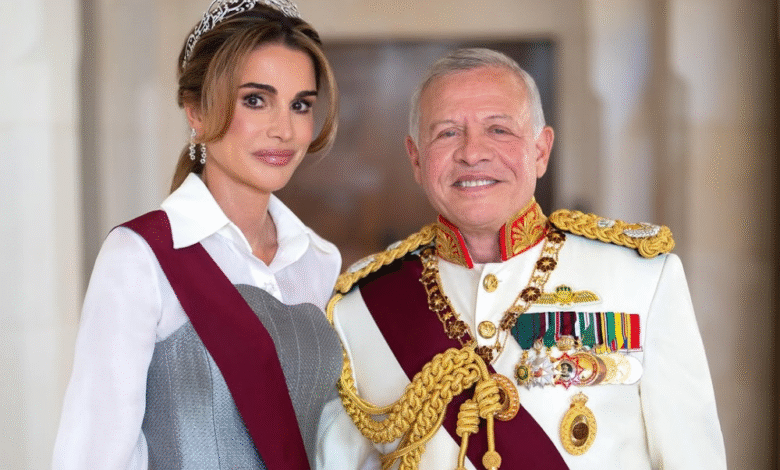 في عيد ميلادها الـ55.. الملكة رانيا أيقونة الأناقة والإنسانية وتيجان خالدة عبر الزمن