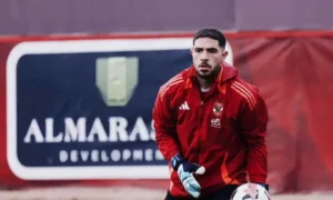 "حمزة علاء يقترب من العودة للدوري المصري.. مفاوضات ساخنة بين الزمالك والمصري وبيراميدز"