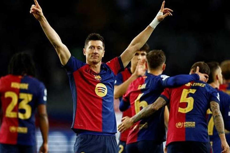 برشلونة يقلب الطاولة على ريال سوسيداد ويعتلي صدارة الدوري الإسباني