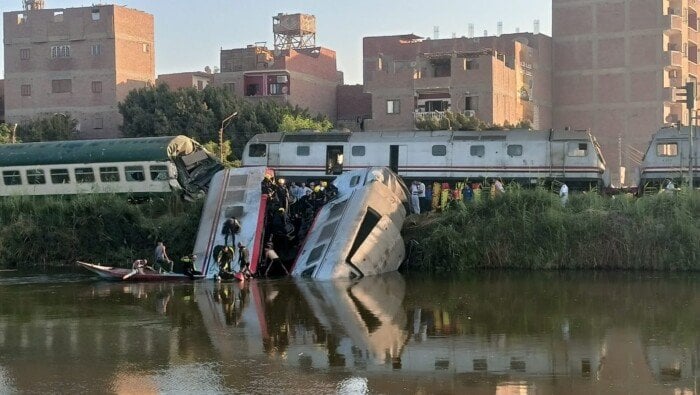 قطار البضائع في بني سويف.. حادث جديد يثير الجدل حول أمان السكة الحديد