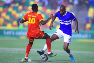 الهلال يستعرض تفوّقه... نصفياً