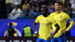 النصر يكتسح الرياض بخماسية.. ورونالدو يتألق بثنائية تاريخية
