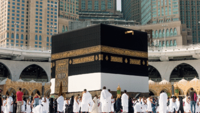 صورة السعودية تتيح أداء العمرة لحاملي التأشيرات بأنواعها كافة