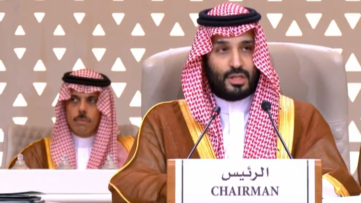 نيابةً عن سمو ولي العهد.. وزير الخارجية فيصل بن فرحان يصل إلى مصر لترؤس وفد المملكة في قمة شرم الشيخ