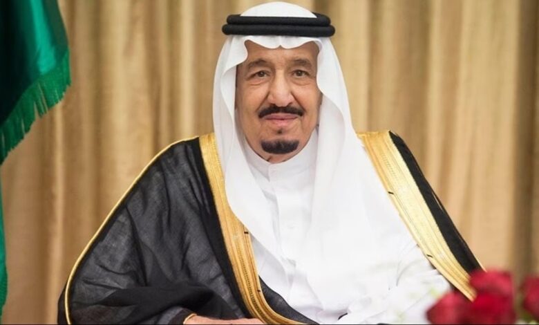 خادم الحرمين الشريفين يوافق على منح وسام الملك عبدالعزيز لـ 200 مواطن ومواطنة تبرّعوا بأعضائهم