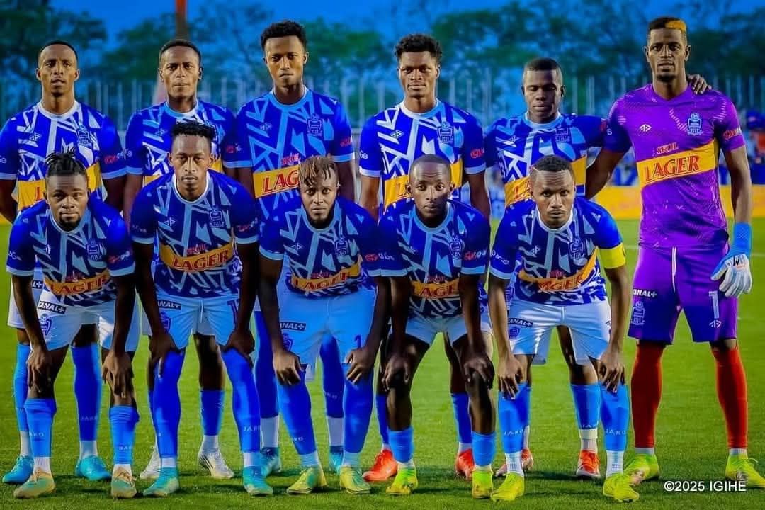 رابطة الدوري الرواندي تسمح بمشاركة (8) محترفين