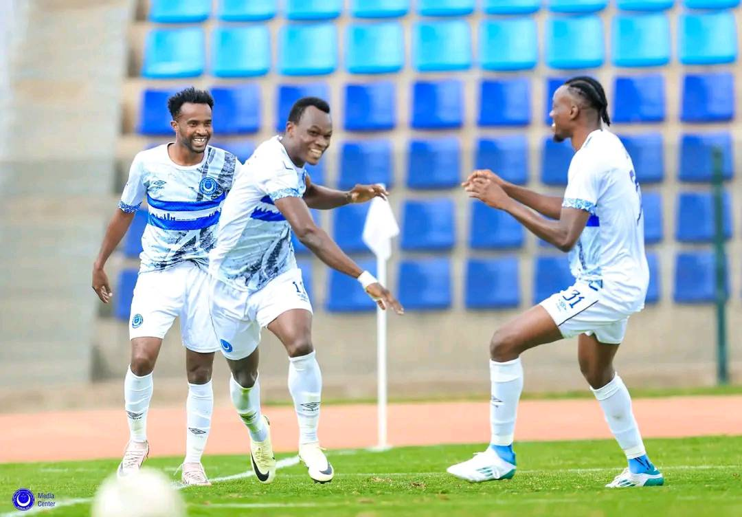 الهلال يرسم استراتيجيته للمستقبل.. خطوة التجنيس تحافظ على روح الفريق وتمنح الأزرق مرونة قارية