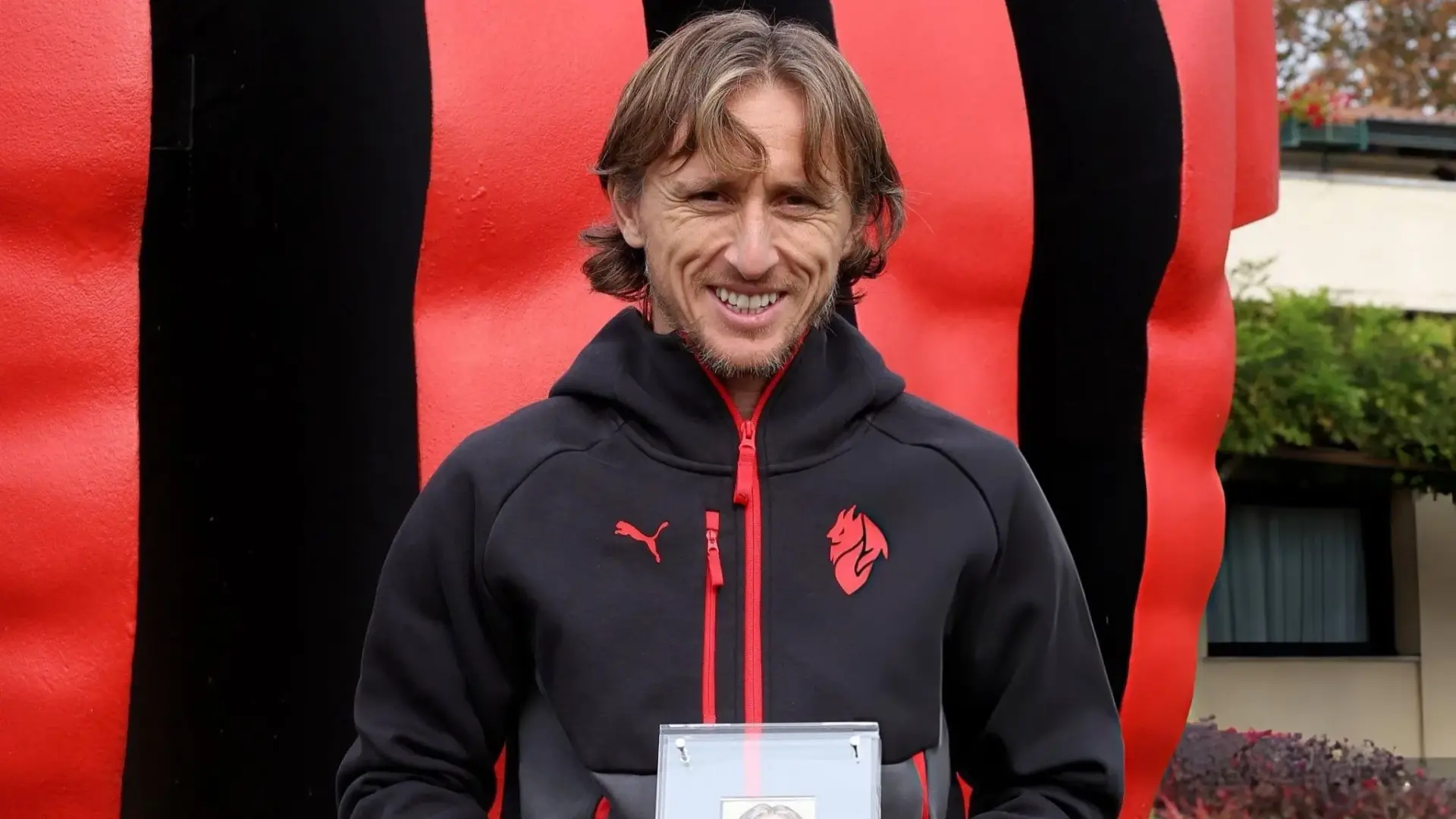 أندية سعودية وقطرية تعيد فتح ملف التعاقد مع مودريتش مع اقتراب نهاية عقده مع ميلان