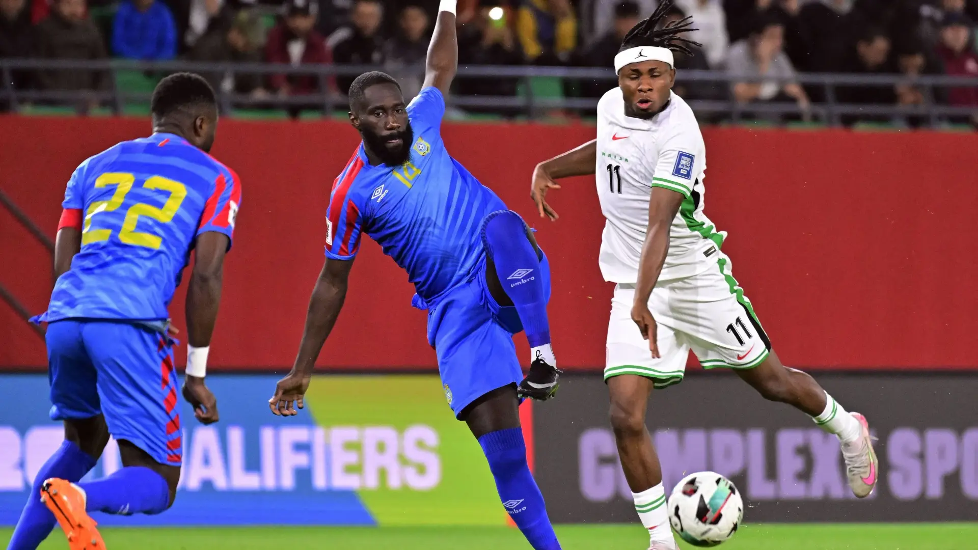 الكونغو الديمقراطية تقترب من حلم المونديال.. ماذا ينتظرها في الملحق العالمي بعد إقصاء نيجيريا؟