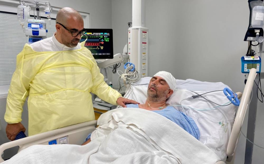 عملية دقيقة تنقذ حياة مريض أربعيني بعد نزيف دماغي حاد في مستشفى الدرعية