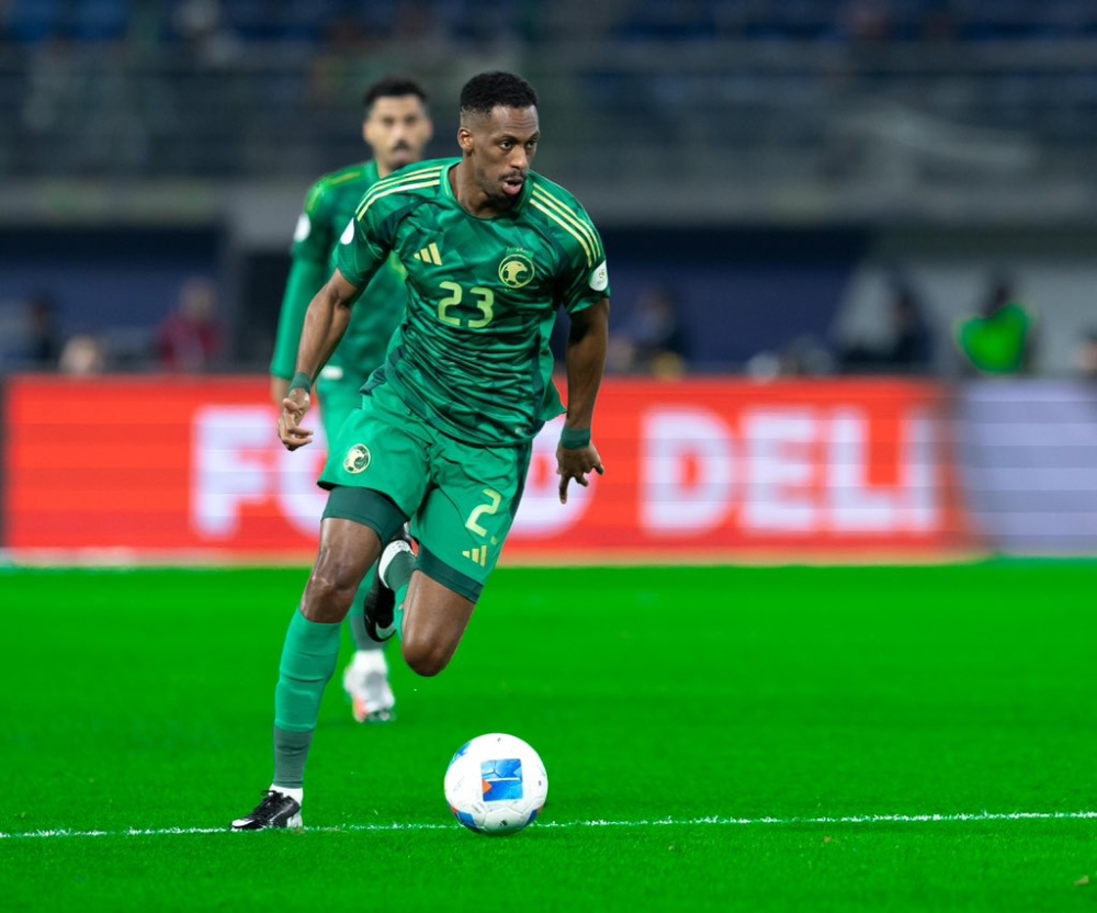 "رينارد يُجري تعديلاته على قائمة الأخضر.. استبعاد الحربي واستدعاء الشهراني وكادش لمعسكر جدة استعدادًا لكأس العرب"