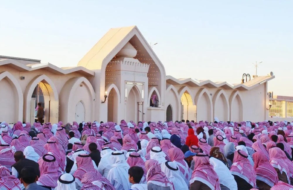 خادم الحرمين يدعو لإقامة صلاة الاستسقاء في جميع مناطق المملكة غدًا الخميس