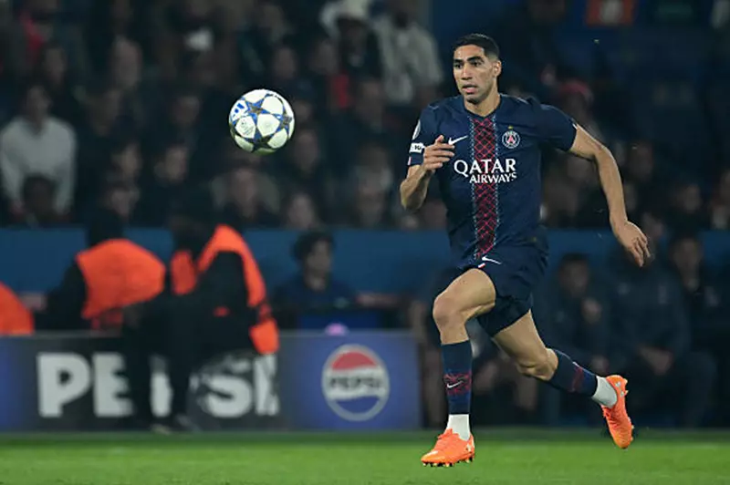 حكيمي يكتب التاريخ.. نجم المغرب يتوّج أفضل لاعب أفريقي 2025 ويتجاوز صلاح وأوسيمين في سباق العرش القاري