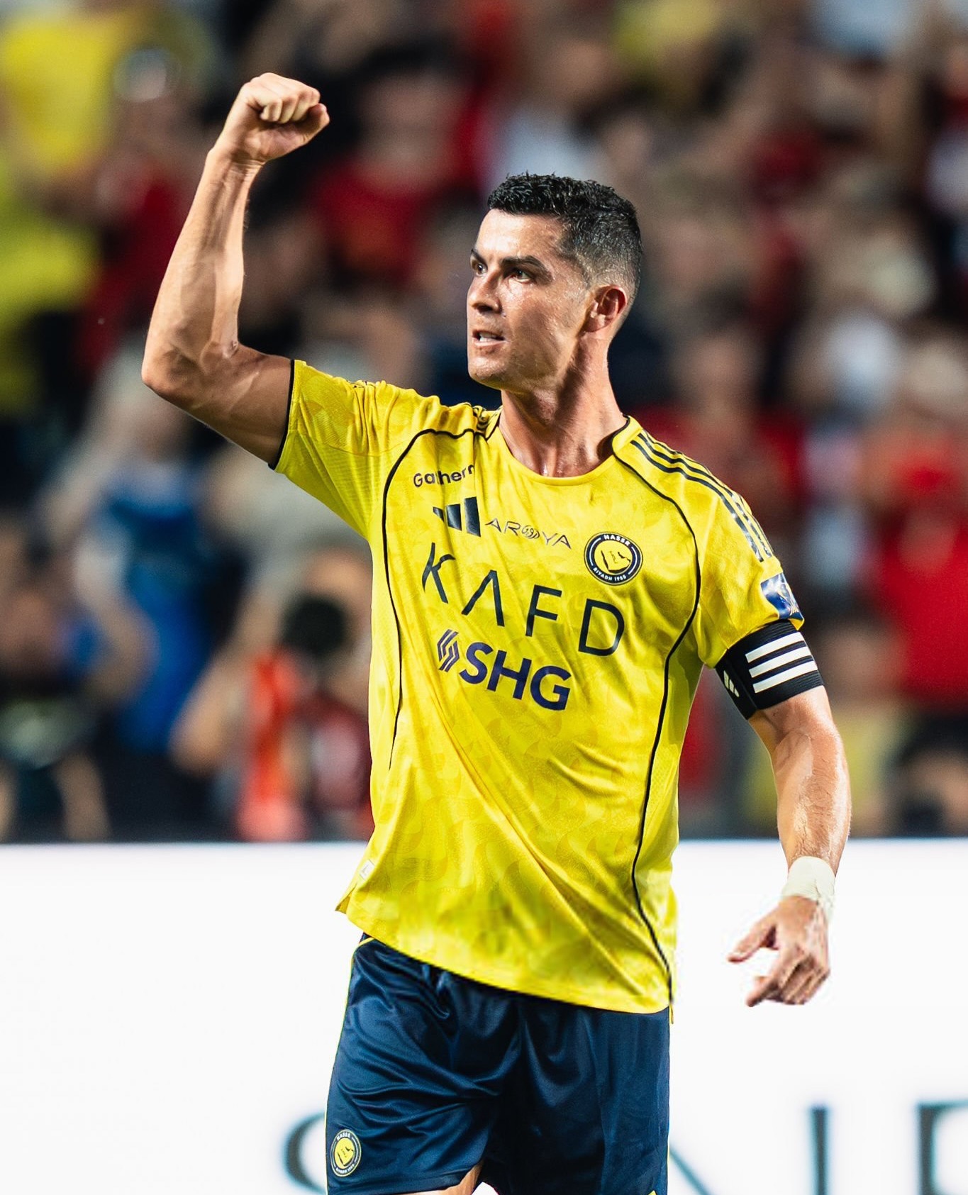 "رونالدو يعود إلى دائرة التاريخ.. مساهمته التهديفية رقم 100 تعيد قائد النصر لقائمة الخمسة الكبار"