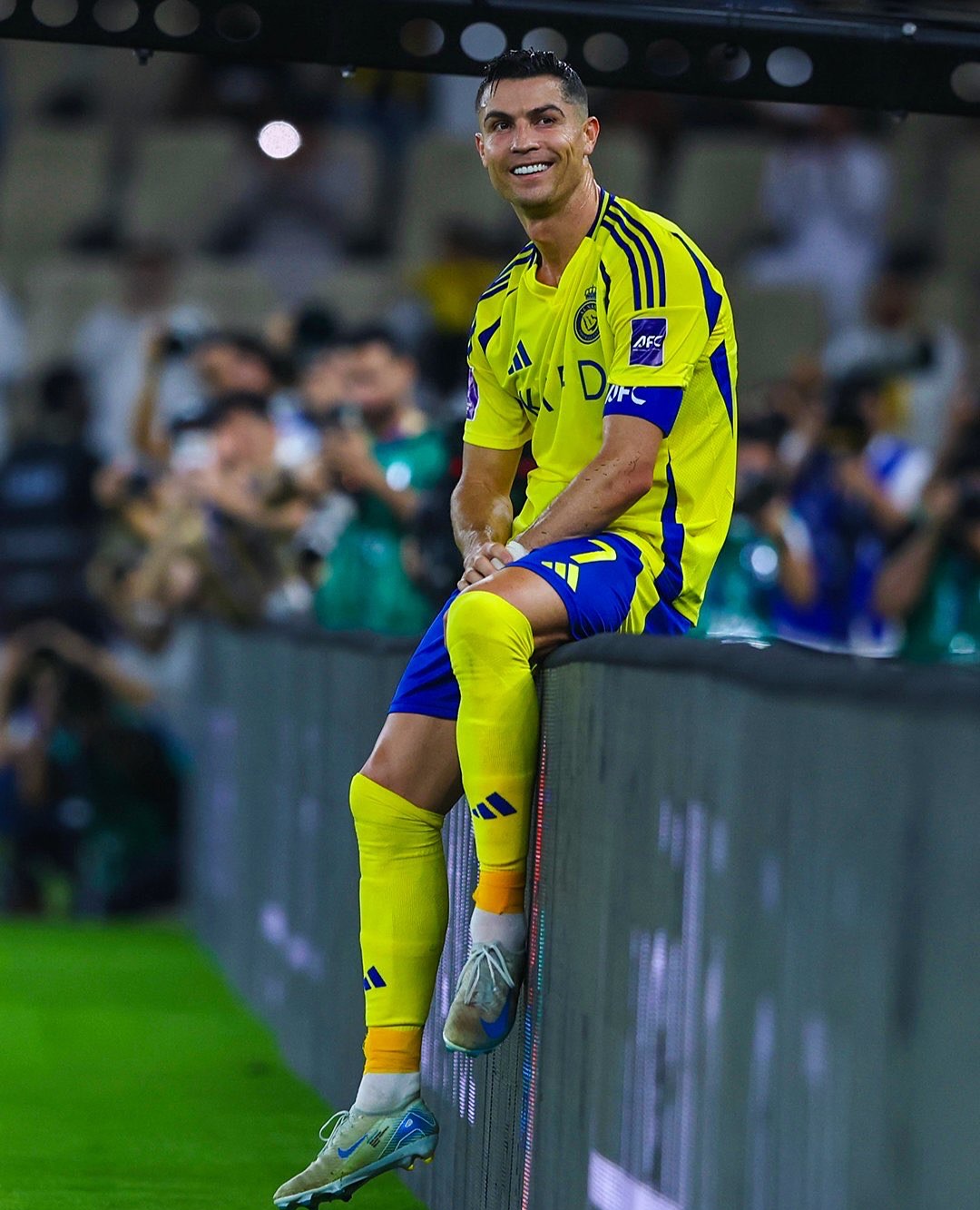 "رونالدو يعود إلى دائرة التاريخ.. مساهمته التهديفية رقم 100 تعيد قائد النصر لقائمة الخمسة الكبار"