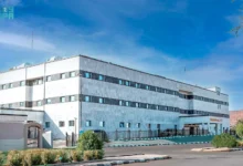 صورة “إنجاز طبي في العلا.. إنقاذ كلية شابة بعملية نادرة تُجرى لأول مرة بالمحافظة”