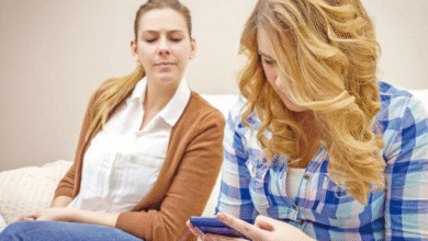 صورة انظر إلى ورقتك ولا تلتفت