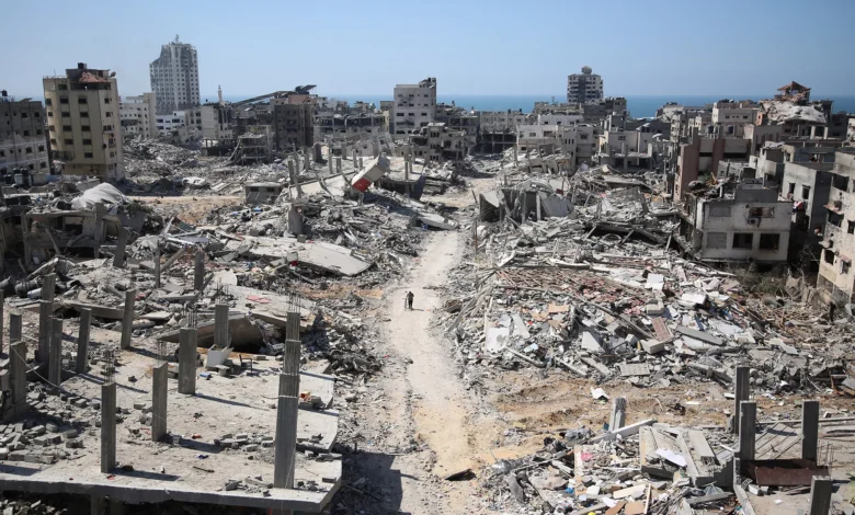 "نزيف غزة المستمر.. أكثر من 68 ألف شهيد في عدوانٍ لا يتوقف"