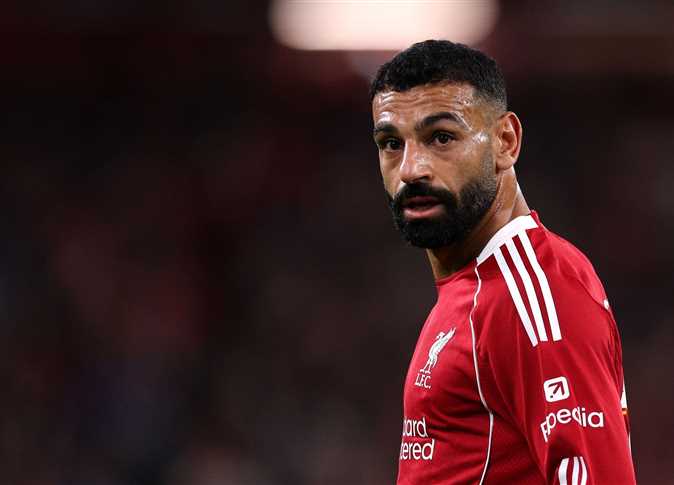 من 14 كلمة فقط.. كيف أنهى محمد صلاح عاصفة الغضب داخل ليفربول؟
